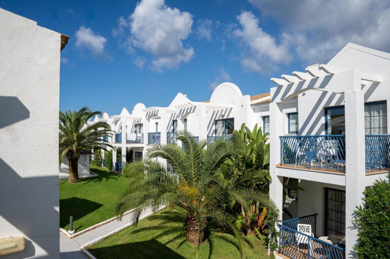 Marsenses Paradise Club Aparthotel Cala'N Bosch  Exterior photo